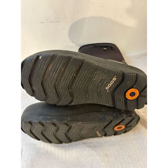 Bogs Kneoclse solid black boots youth 6 (scuffs) - Picture 9 of 9